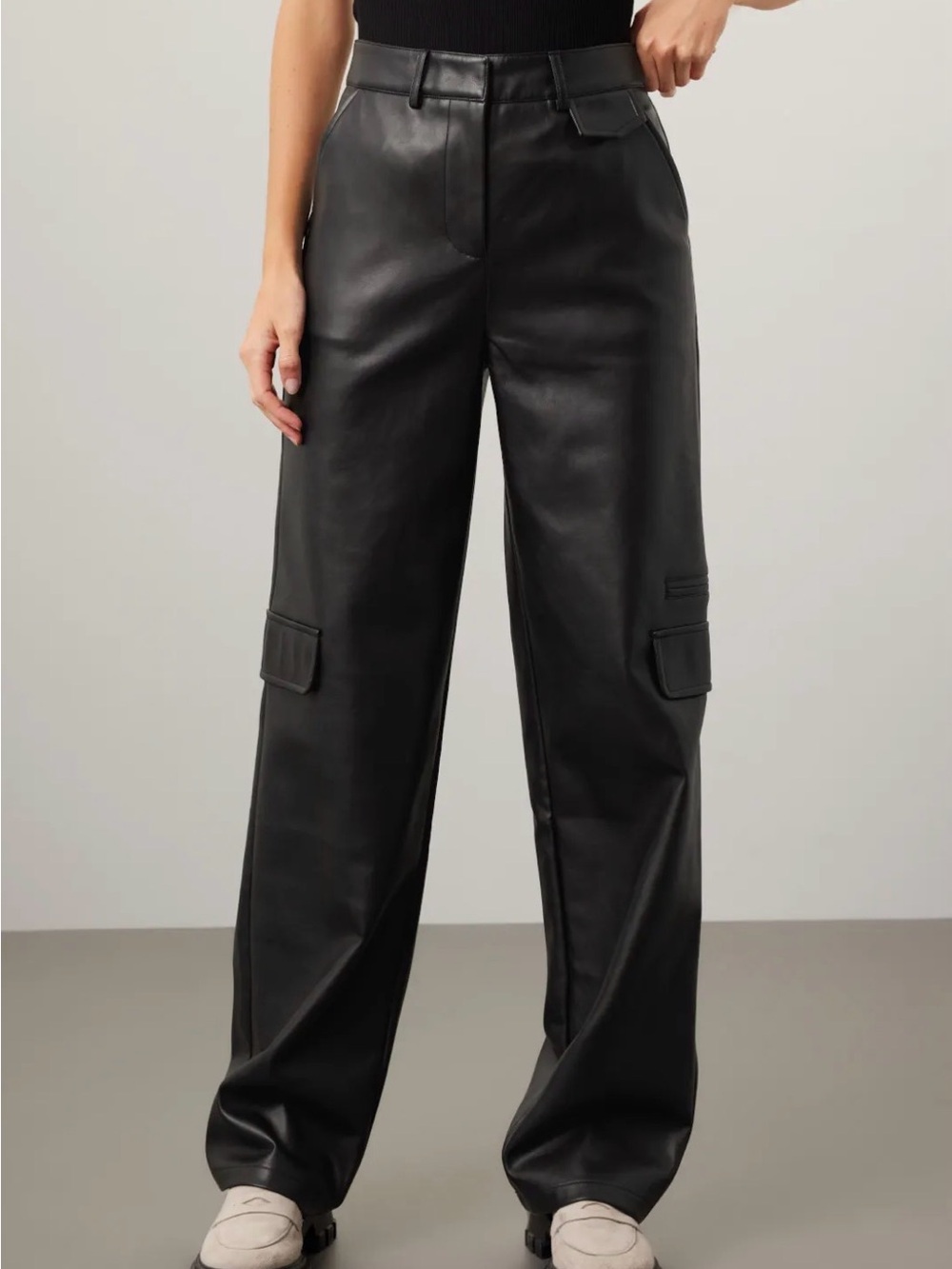 4th & Reckless Black Faux Leather Wide Leg Cargo Pants size M